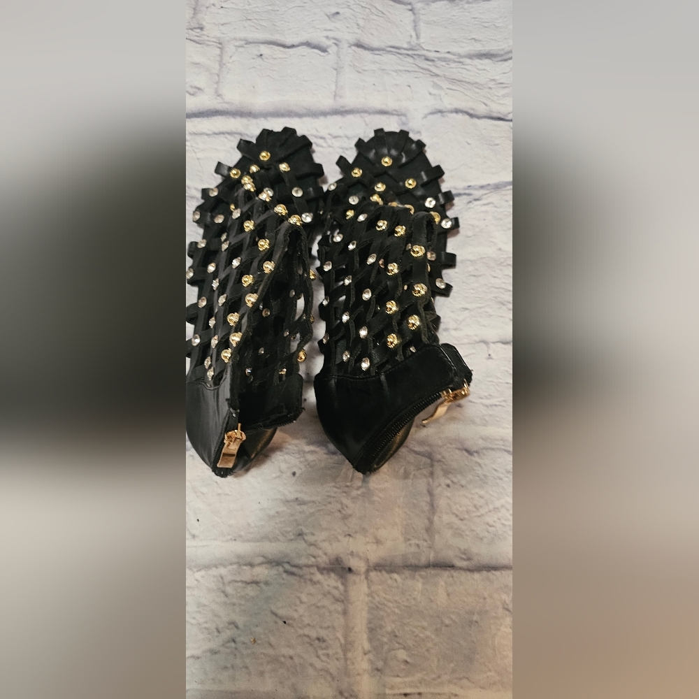 Free People Gold And Crystal Studded Gladiator Leather Sandals US 10